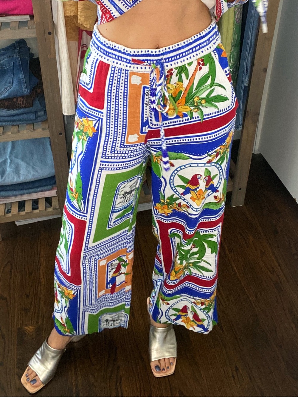 JOIE Tropical Print Linen-Blend Top & Pant Set in Royal Blue, Red, Green! 🌴 - Picture 3 of 16